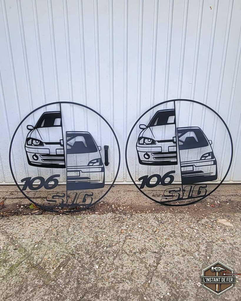 Décoration murale métal Peugeot 106 S16 Décoration murale ronde en métal découpé au laser représentant une Peugeot 106 S16